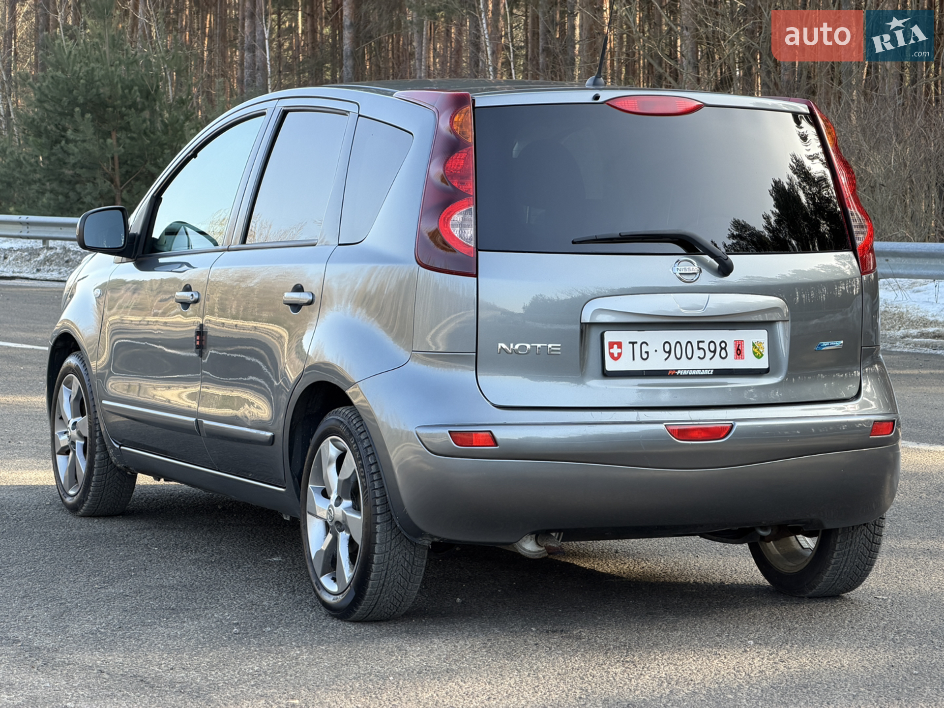 2010 Nissan Note - мініатюра 6