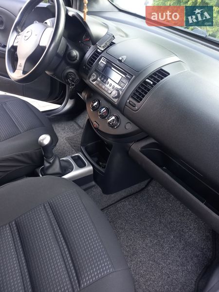 Хэтчбек Nissan Note 2013 в Ивано-Франковске