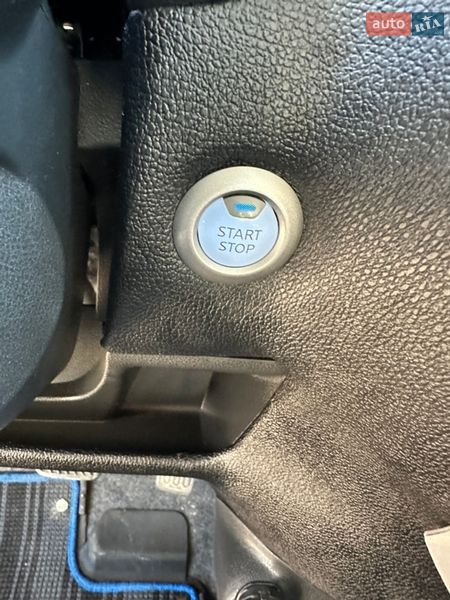 Хэтчбек Nissan Note 2019 в Киеве