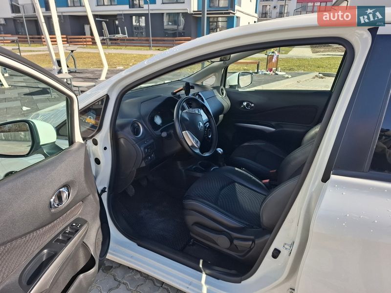 Хетчбек Nissan Note 2013 в Івано-Франківську