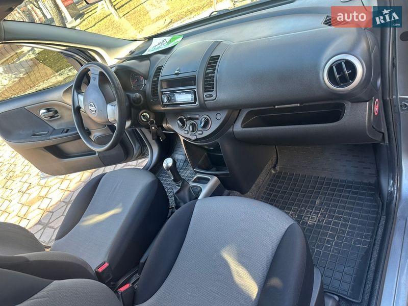 Хэтчбек Nissan Note 2013 в Лубнах