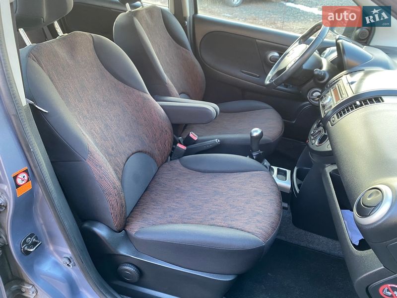 Хэтчбек Nissan Note 2009 в Луцке