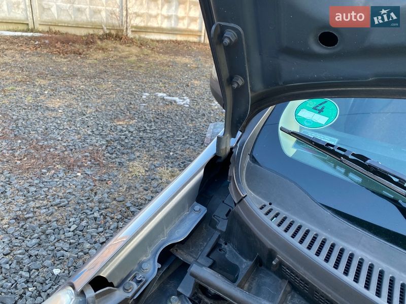 Хэтчбек Nissan Note 2009 в Луцке