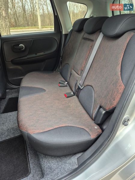 Хэтчбек Nissan Note 2010 в Луцке