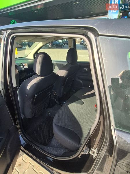 Хэтчбек Nissan Note 2007 в Луцке