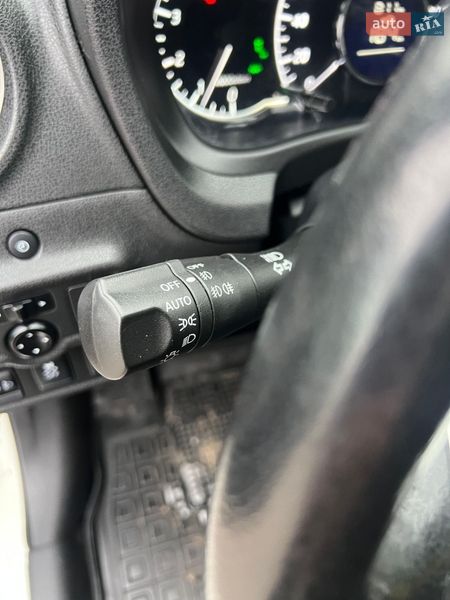 Хетчбек Nissan Note 2013 в Луцьку