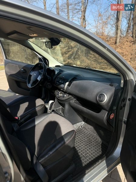 Хетчбек Nissan Note 2007 в Долині