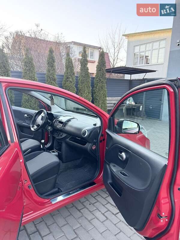 Хэтчбек Nissan Note 2009 в Киеве