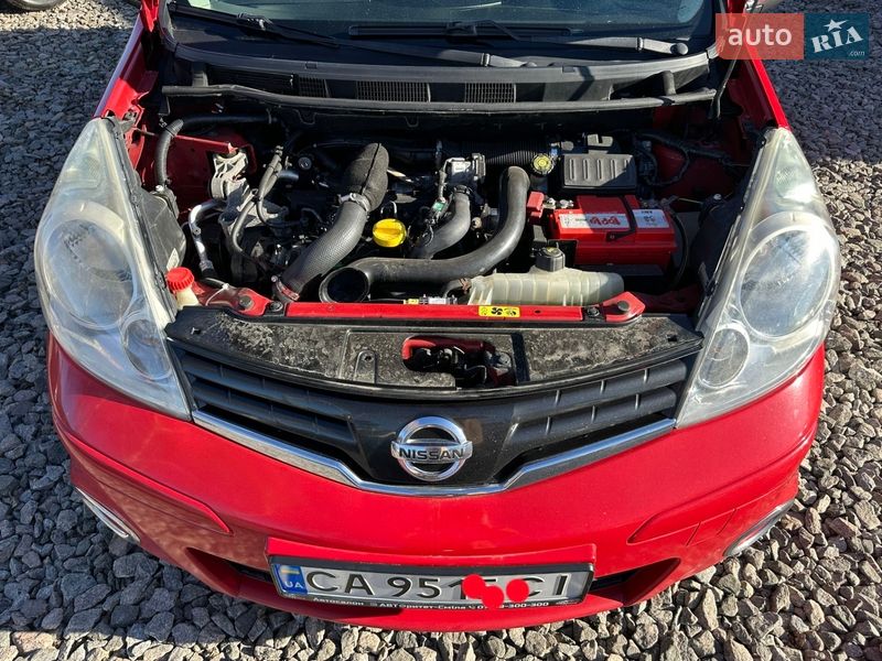 Хэтчбек Nissan Note 2013 в Смеле