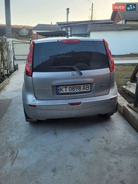 Хетчбек Nissan Note 2009 в Снятині