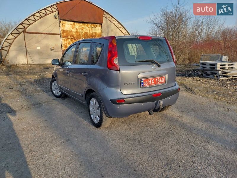 Хетчбек Nissan Note 2006 в Луцьку