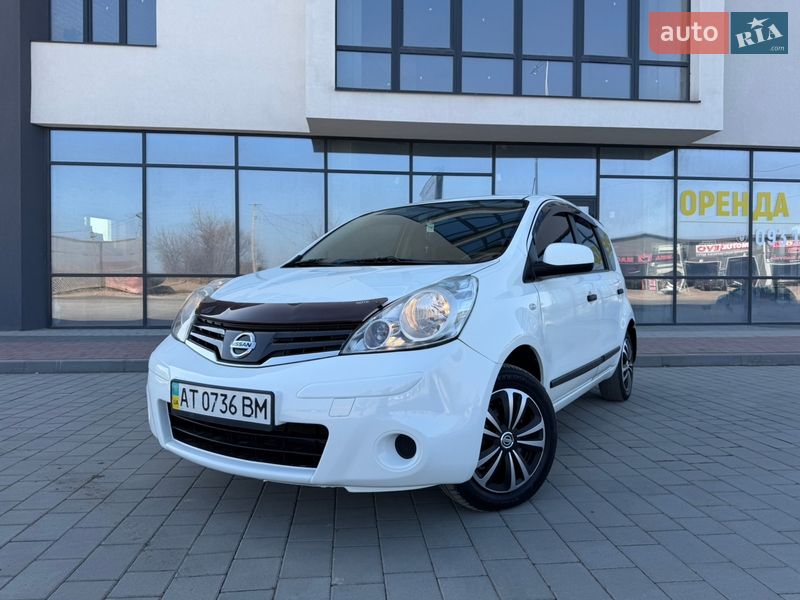 Хэтчбек Nissan Note 2013 в Ивано-Франковске