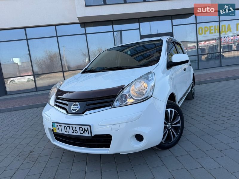 Хэтчбек Nissan Note 2013 в Ивано-Франковске
