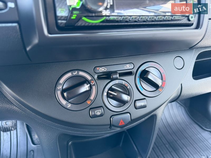 Хэтчбек Nissan Note 2013 в Ивано-Франковске