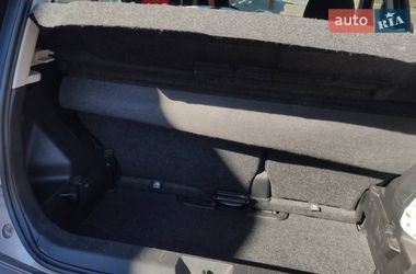 Хэтчбек Nissan Note 2010 в Калиновке