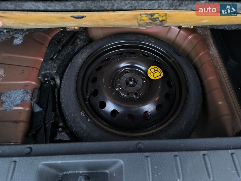 Хетчбек Nissan Note 2007 в Києві фото 63 Хетчбек Nissan Note 2007 в Києві