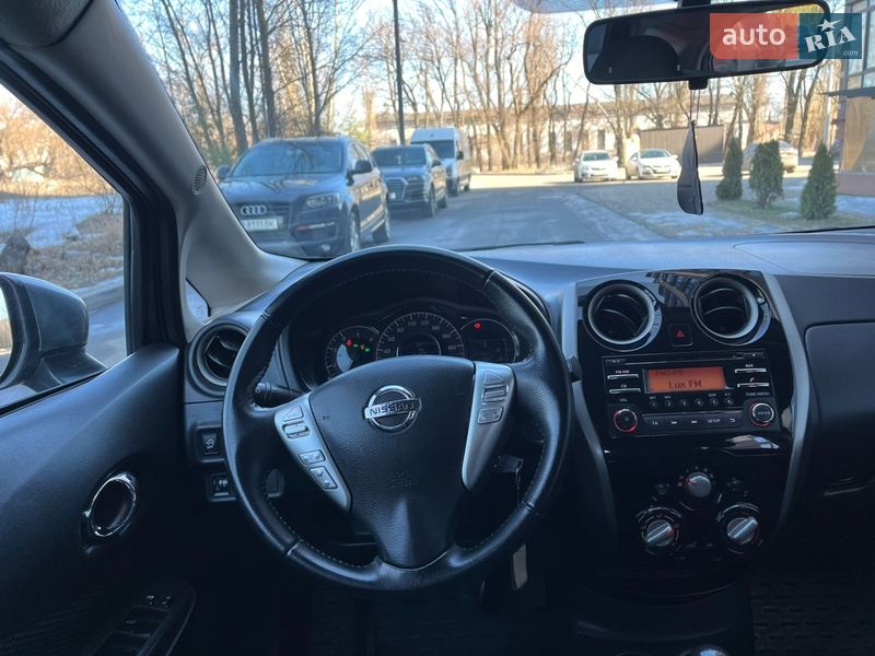 Хэтчбек Nissan Note 2013 в Чернигове