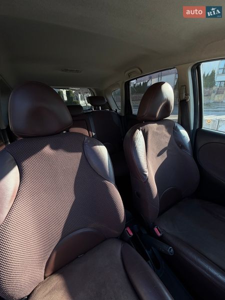 Хэтчбек Nissan Note 2008 в Ровно