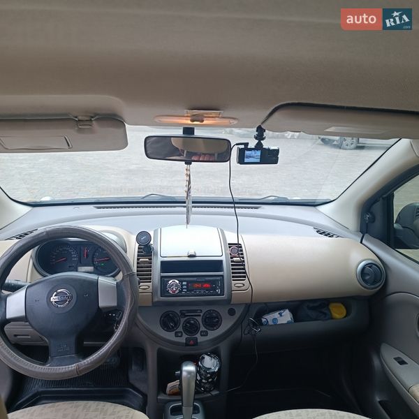 Хэтчбек Nissan Note 2006 в Одессе