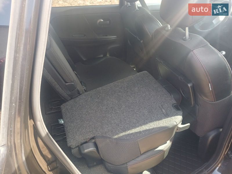 Хетчбек Nissan Note 2008 в Полтаві