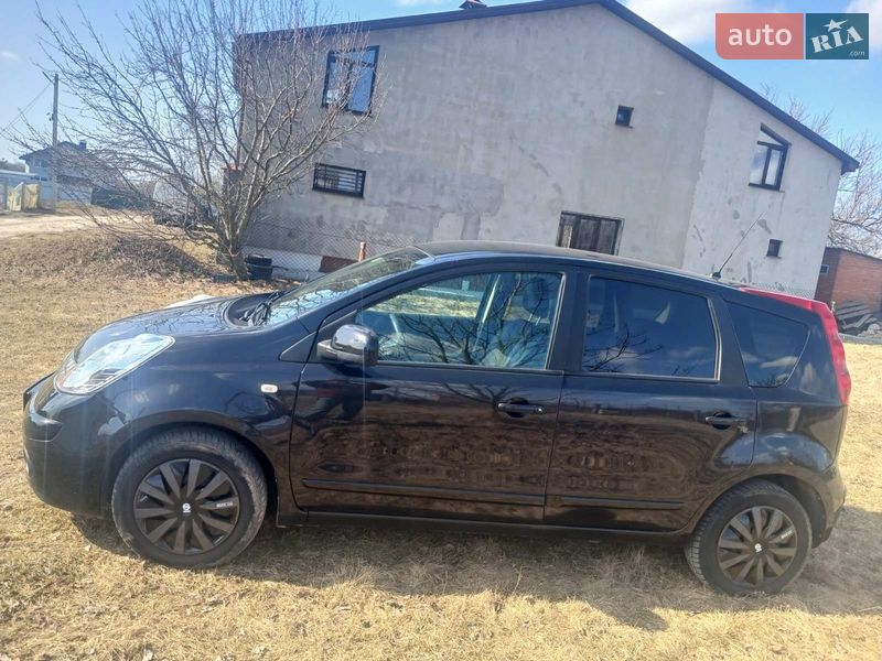 Хетчбек Nissan Note 2008 в Полтаві