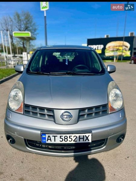 Хэтчбек Nissan Note 2008 в Ивано-Франковске