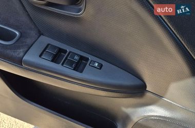 Хэтчбек Nissan Note 2006 в Киеве