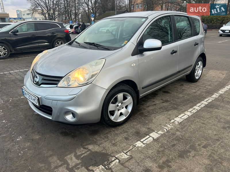 Хетчбек Nissan Note 2009 в Житомирі
