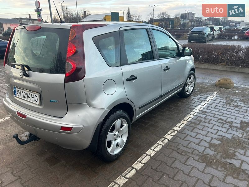 Хетчбек Nissan Note 2009 в Житомирі