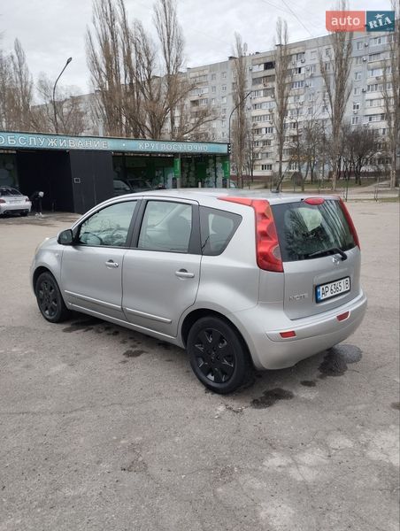 Хэтчбек Nissan Note 2008 в Запорожье