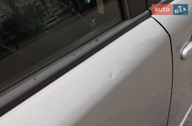 Хэтчбек Nissan Note 2008 в Запорожье