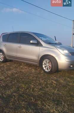Хэтчбек Nissan Note 2008 в Львове