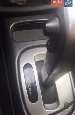 Хэтчбек Nissan Note 2008 в Львове