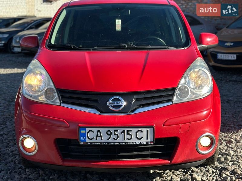 Хэтчбек Nissan Note 2013 в Смеле