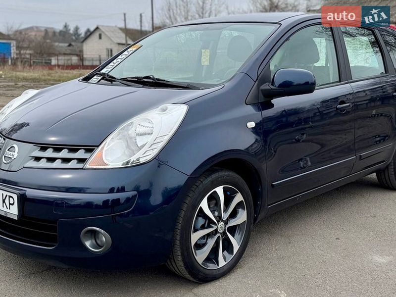 Хэтчбек Nissan Note 2008 в Умани