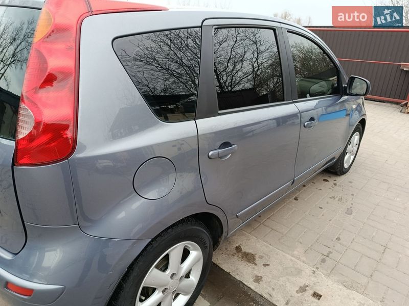 Хетчбек Nissan Note 2009 в Прилуках фото 7 Хетчбек Nissan Note 2009 в Прилуках