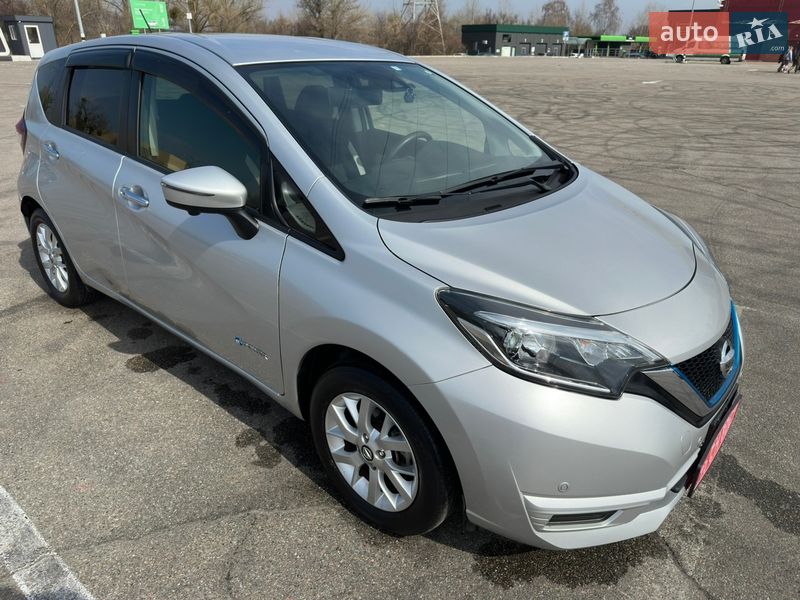 Хэтчбек Nissan Note 2019 в Киеве