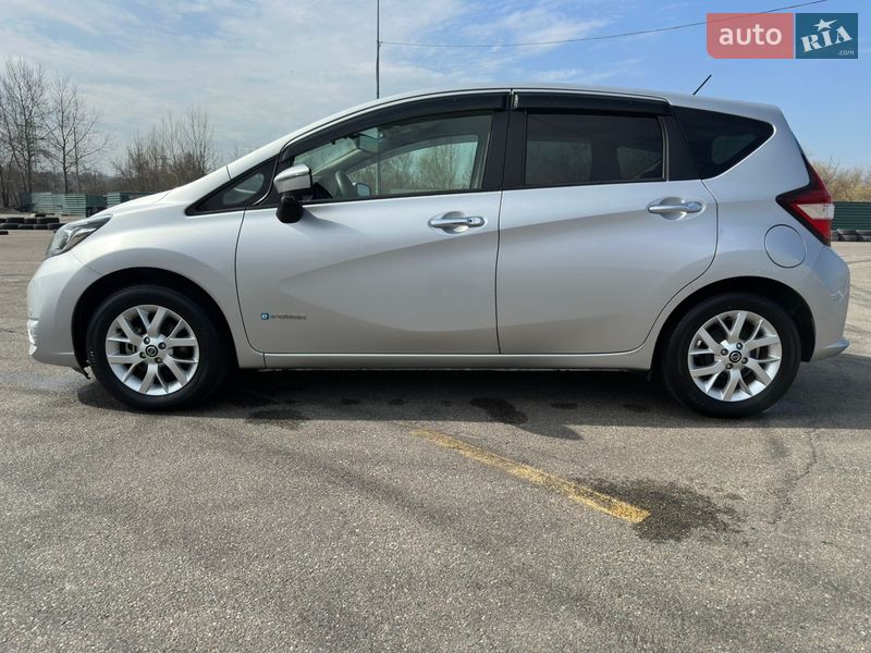 Хэтчбек Nissan Note 2019 в Киеве