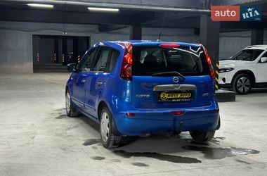 Хэтчбек Nissan Note 2011 в Черновцах