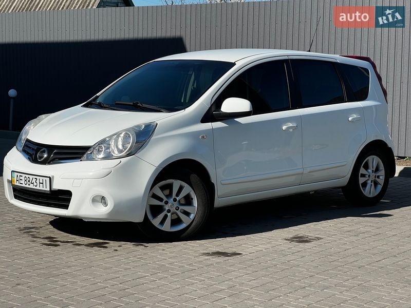 Хэтчбек Nissan Note 2010 в Днепре