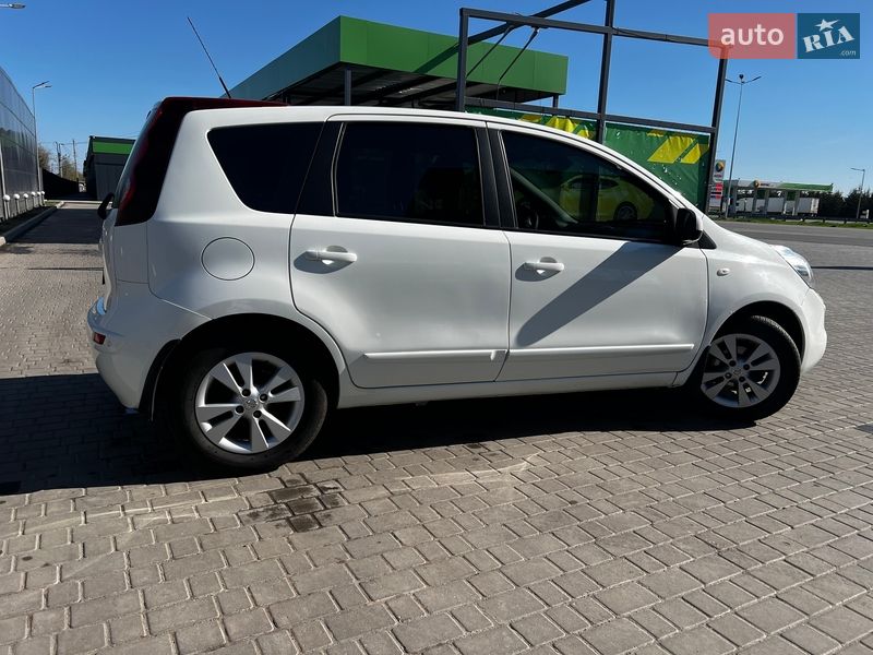 Хэтчбек Nissan Note 2010 в Днепре