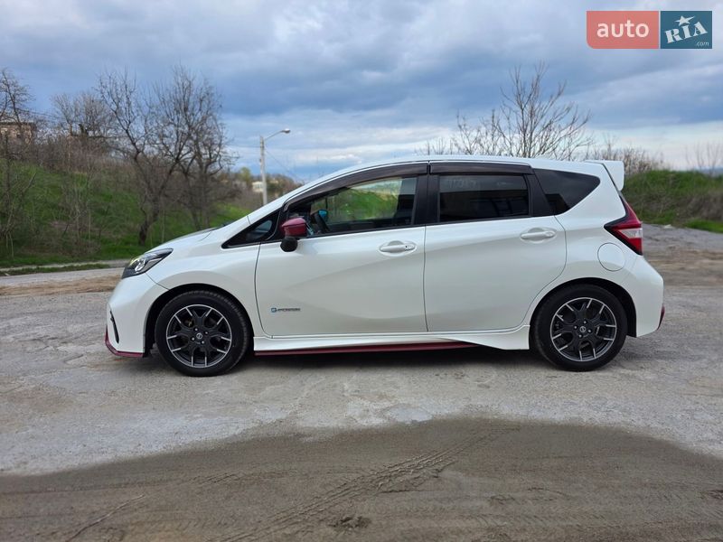 Хэтчбек Nissan Note 2017 в Одессе