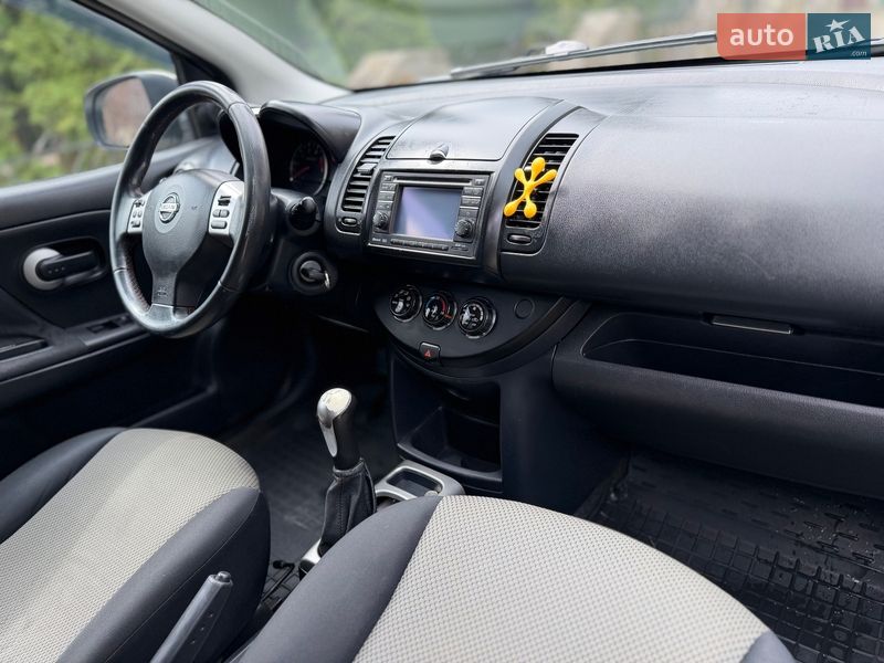 Хетчбек Nissan Note 2011 в Хмельницькому