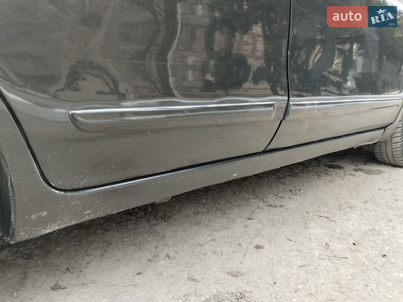 Хетчбек Nissan Note 2007 в Волочиську