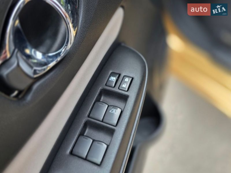 Хэтчбек Nissan Note 2017 в Одессе фото 17 Хэтчбек Nissan Note 2017 в Одессе