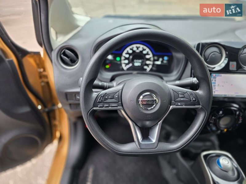 Хетчбек Nissan Note 2017 в Одесі