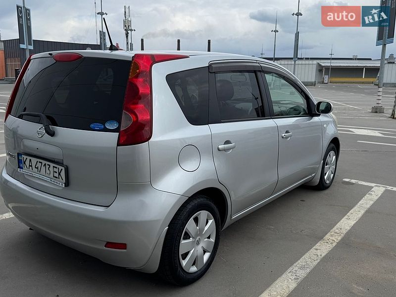 Хетчбек Nissan Note 2012 в Києві