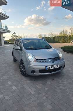 Хэтчбек Nissan Note 2008 в Золотоноше