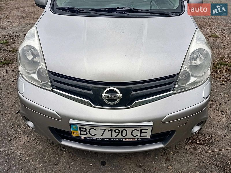 Хетчбек Nissan Note 2010 в Шептицькому