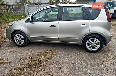 Хетчбек Nissan Note 2010 в Шептицькому